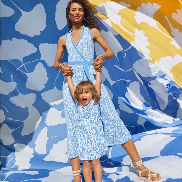 DVF for Target | Collared Sleeveless Sea Twig Blue Sweaterknit Midi Wrap Dress - Picture 2 of 2